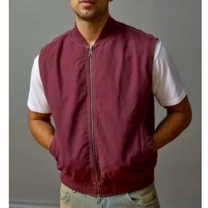 men’s red zip up vest burgundy